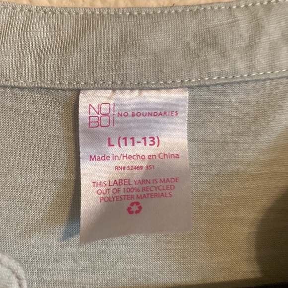 No Boundaries button down tie sides shirt size large - Picture 5 of 7